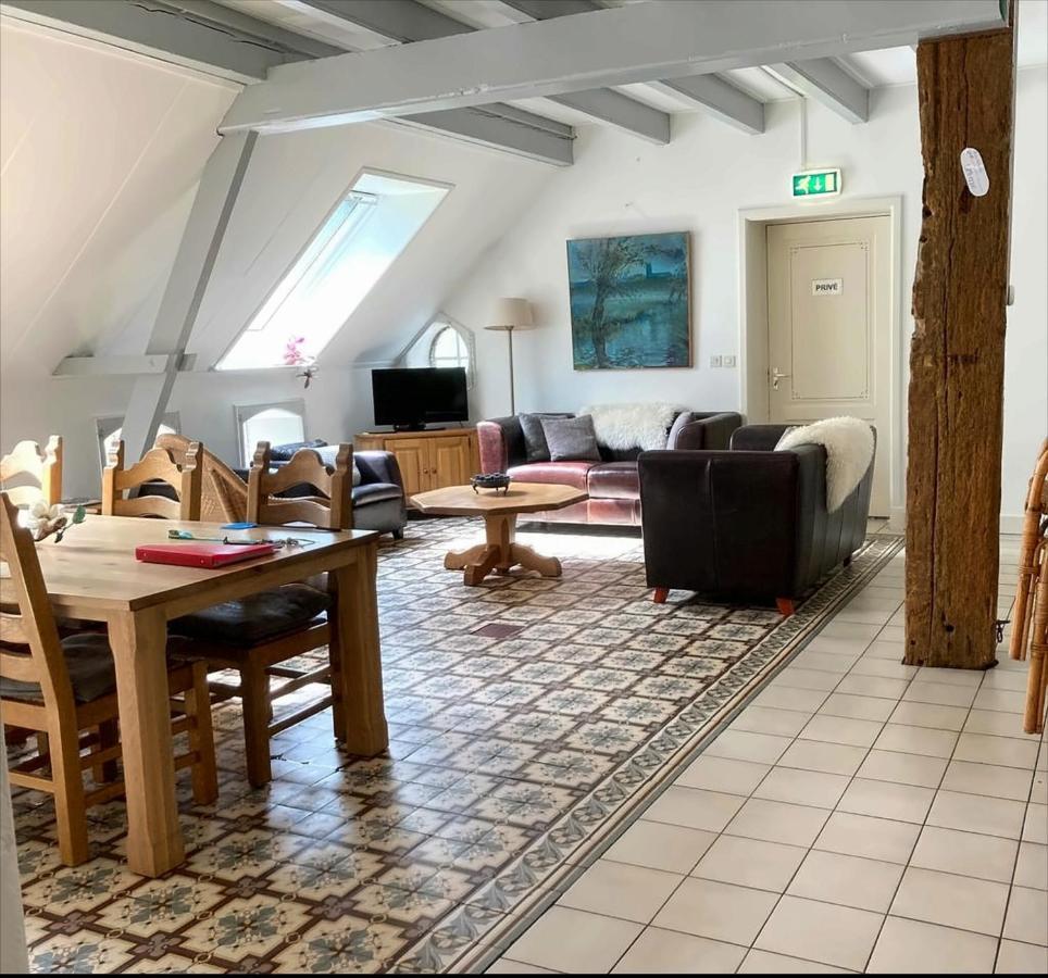 Appartement Met Eigen Sauna En Sport-En Spelruimte Ee Exterior foto